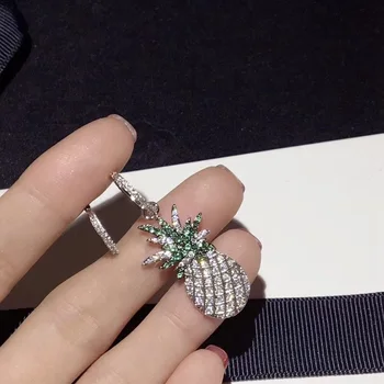 

XF Hot Zircon S925 Ear Pin Pineapple Fruit Stud Earring Asymmetry AP Cute Green Leaf Women Bridal Wedding Jewelry