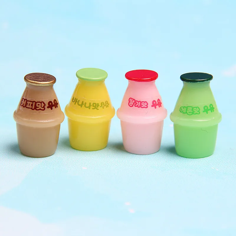 

4pcs/lot 1:12 Miniature Dollhouse yogurt Mini Drink for blyth ,ob11, bjd dollhouse Decor Pretend Food Kitchen Toys for children