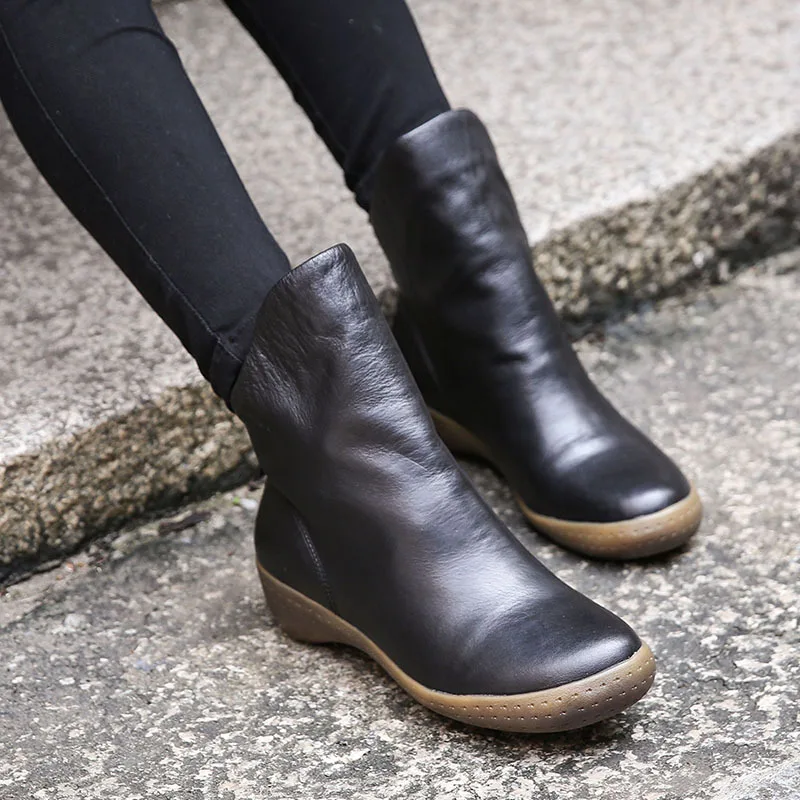 

Artdiya 2018 Autumn and Winter New Solid Color Simple Women Boots Retro Genuine Leather Comfortable Ankle Boots Black H81-26