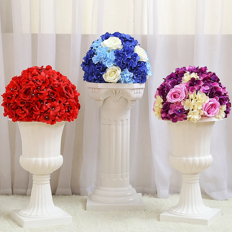 flower ball centerpieces display Table centerpiece flower balls wedding
