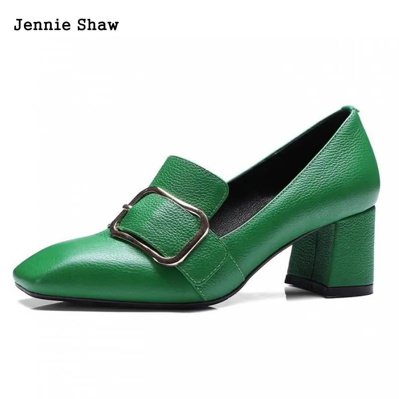 Женская обувь из натуральной кожи с квадратным носком и пряжкой; модная кожаная обувь зеленого цвета