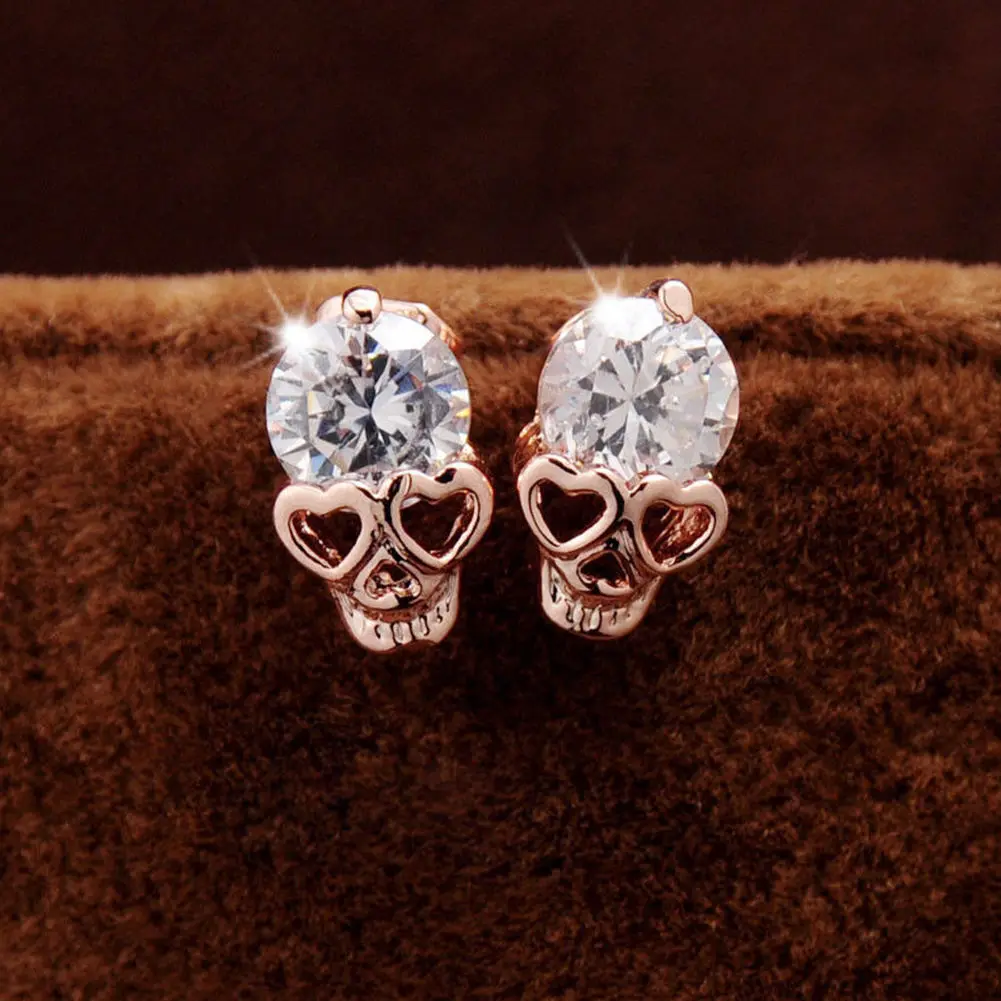 1 пара Женские серьги-гвоздики с кристаллами в виде черепа из розового золота