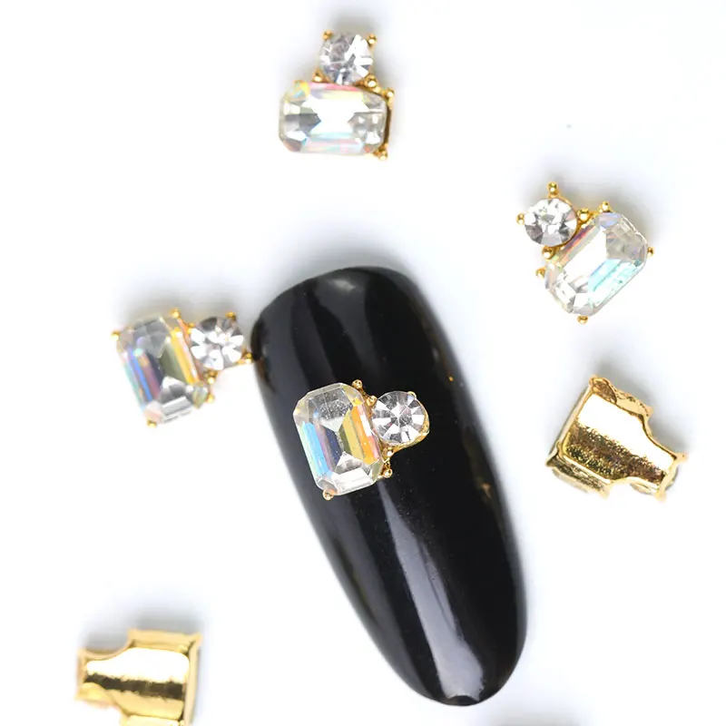 

10Pcs New 2019 Glitter Pearl with Rhinestones Alloy Metal 3D Nail Art Decoration Charms Studs Nails 3d Jewelry