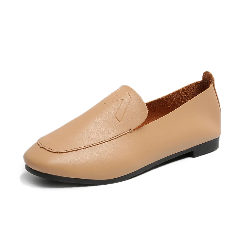 

2019 Spring Loafers Woman Shoes Leather Embossed Letters Flats Women Slip on Women Casual Flat Shoes Shallow Mouth Summer Shoes