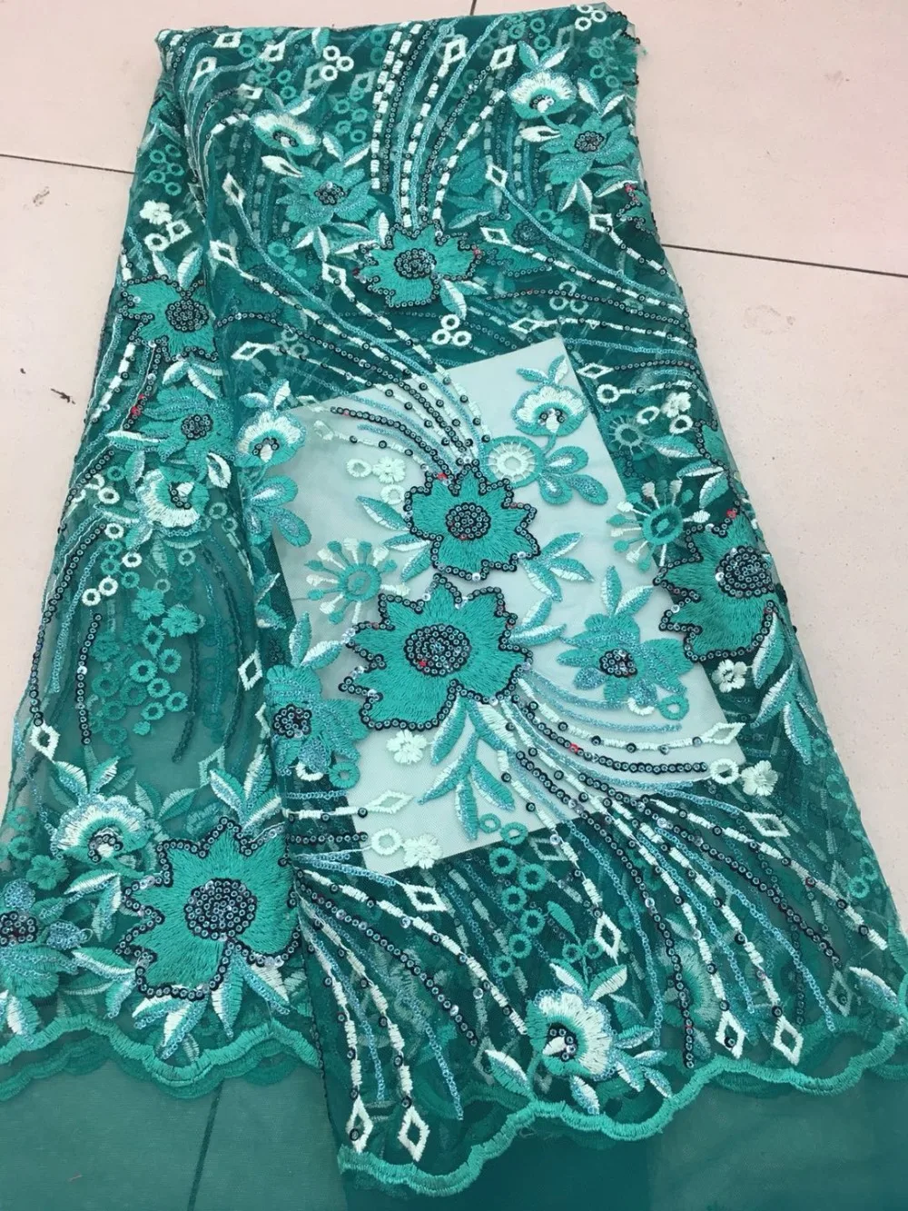 

Free shipping (5yards/pc) French net lace fabric elegant 3D flowers appliqued African lace for party dress JJ28