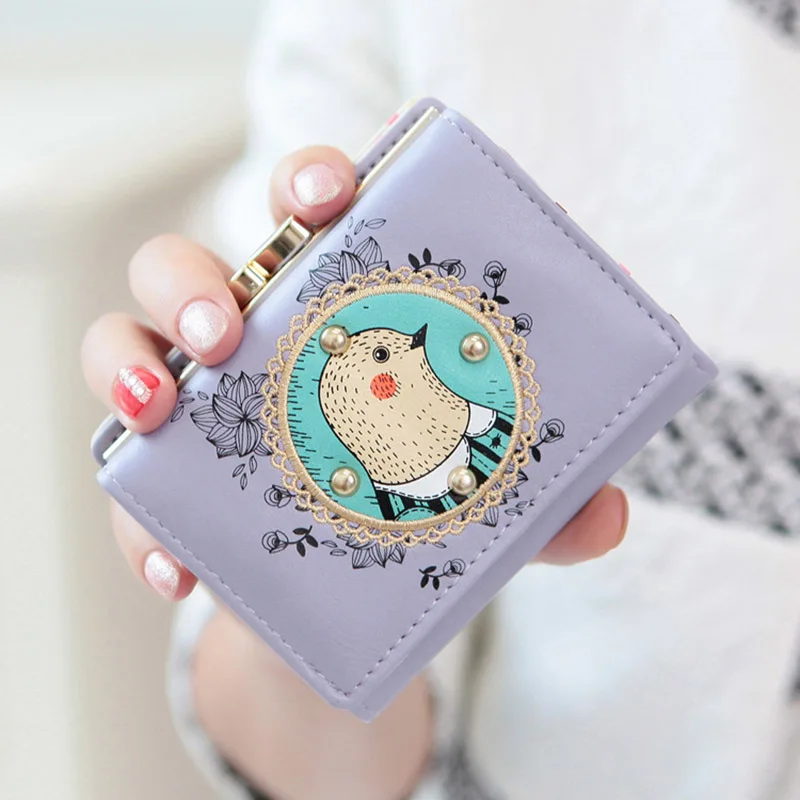 المرأة قصيرة تغيير محافظ حقيبة عملة الحقيبة محفظة kawaii بنات صغيرة تنقش 3 طيات بو المحافظ الجلدية LT88