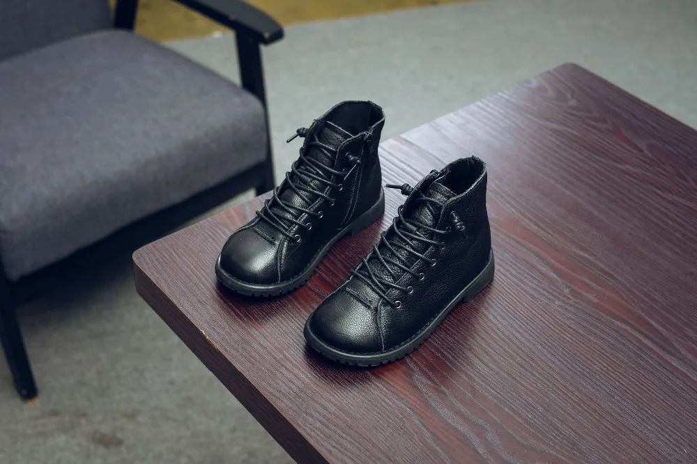 Новые черные модные ботинки на низком каблуке для девочек, зимние плюшевые ботинки из натуральной кожи, студенческие Ботинки martin