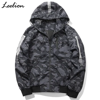

LeeLion 2018 Spring Camouflage Jackets Men Hooded Coat Fashion Letter Print Pilot Bomber Windbreakers Casual Outerwear Clothing