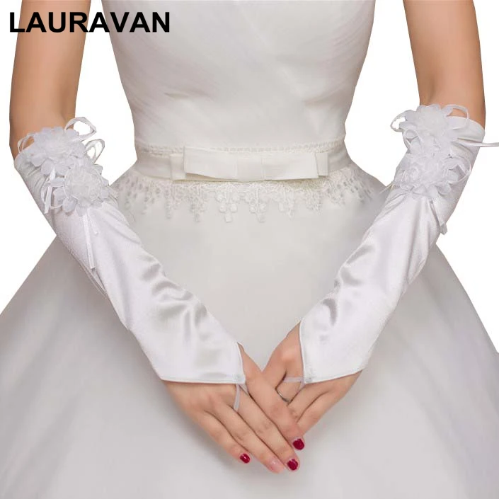 2019 Новые свадебные аксессуары 1 пара дешевые цветочные свадебные платья перчатки для novia представление студия поставки Свадебные перчатки