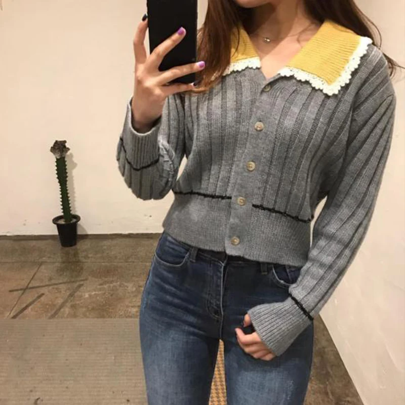 561