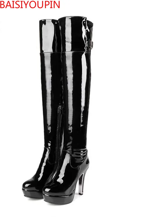 salto alto drag queen