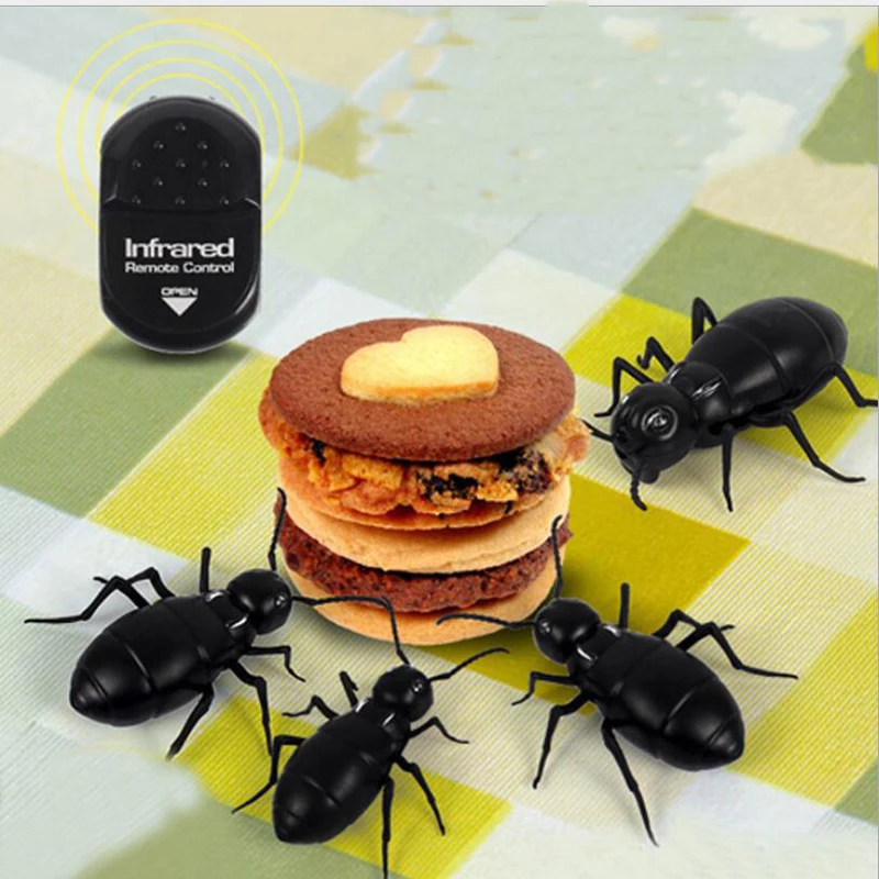 

Infrared Remote Control Simulation Ant Terrifying Toy RC Animal Christmas Present Gift for Kids