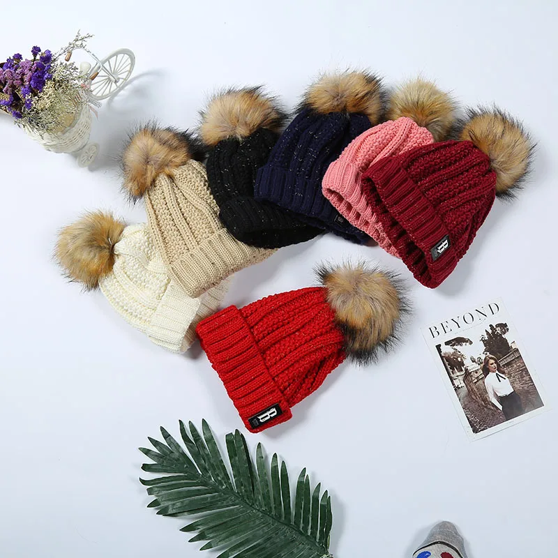 

2019 New Pom Poms Women's Winter Hat Fashion Solid Plus Fleece Warm Hat Knitted Hat Hooded Cap Thick Hoodie Wholesale