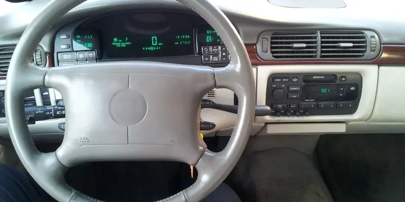 Cadillac Deville 1999-2