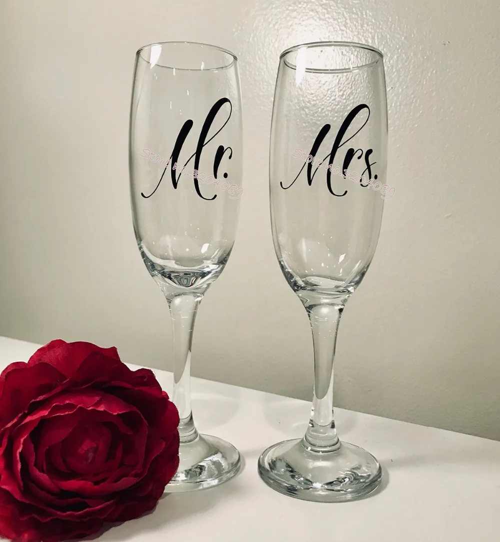 Mr. & Mrs. Dried Floral Wine Glasses > Toasting Flutes