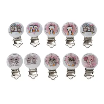 

5pcs Metal Wooden Baby Pacifier Clips Cartton Mixed Pattern Holders Cute Infant Soother Clasps Holders Funny Accessories