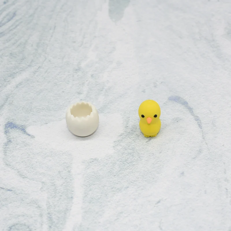 

Low price 36pcs cute cartoon eggshell chicken eraser wholesale kawaii stationery pencil eraser office school supplies