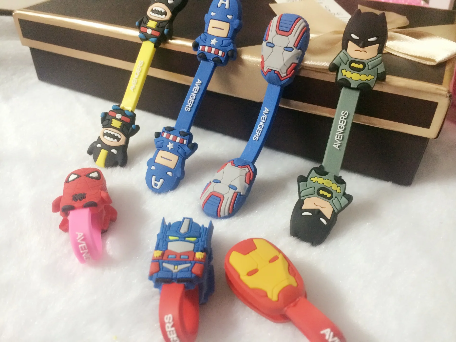 FINETOYS Железный Человек паук Бэтмен Супермен мультяшный кабель Органайзер бобин
