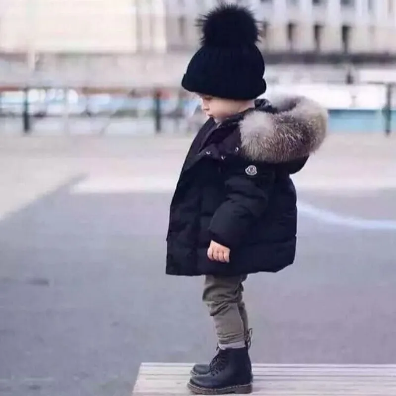 Новое модное корейское зимнее пальто красного и черного цвета для малышей теплое хлопковое пальто, куртка одежда для малышей куртка с капюшоном для маленьких мальчиков и девочек