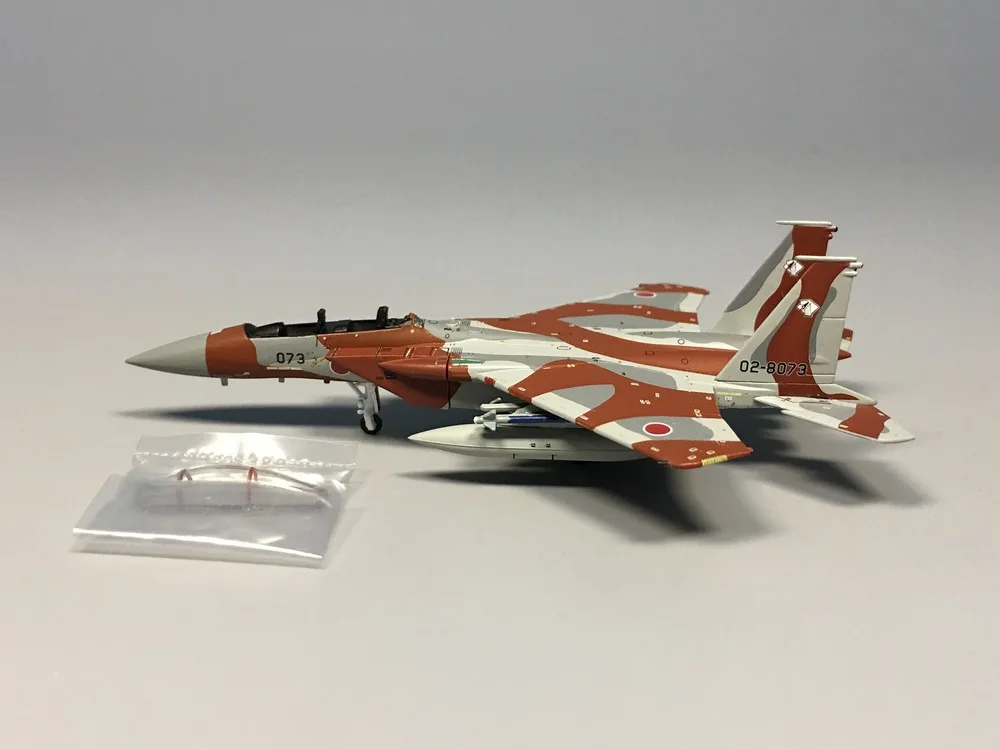 

hogan 1:200 Boeing F-15DJ JASDF 028072 CHA IRO Brown Diecast Airplane model