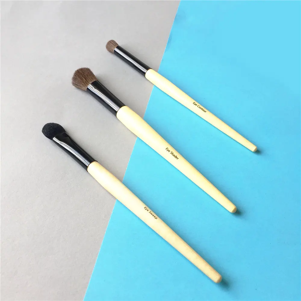 Bobbi Brown Eye Sweep Eye Shader Eye Contour Brush _ 2