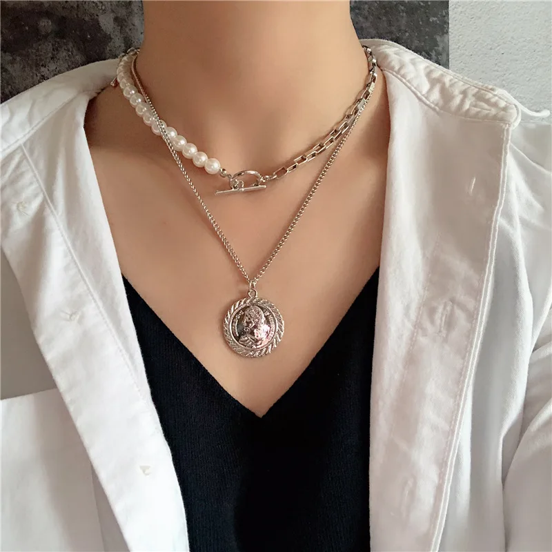 

Bohemian Double Layered Pearl Choker Necklace Collar Statement Portrait Head Pendant Necklace Women Jewelry