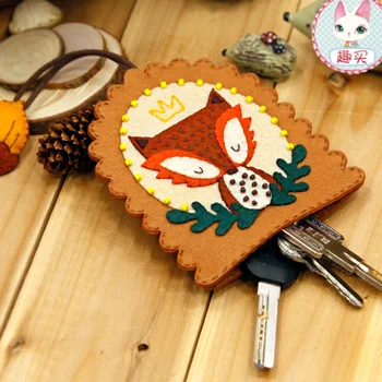 

Fall Fox pattern Non-woven fabric Felt DIY craft Kit bag for Sewing the Key Packet & Dolls Crafts 12*10cm handmade felt fabric