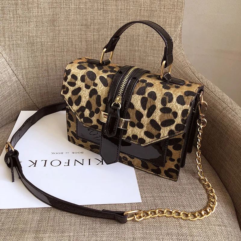 

Leopard Crossbody Bags For Women with Zipper Decoration Ladies Chain Handbags And Purses Patent leather Small Shoulder Bag C353