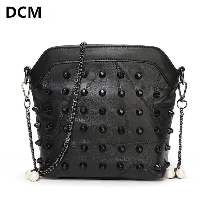 

Genuine Leather Shoulder Bags for Women Rivet Chain Handbag Leather Small Shell Crossbody Handbag Woman Leather Messenger Bag