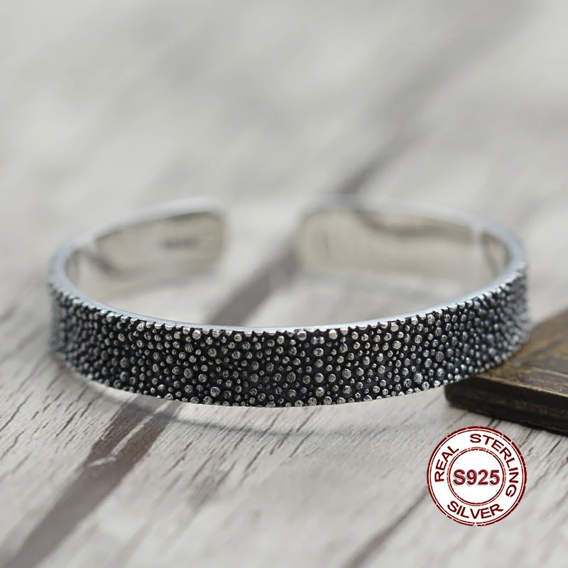 

S925 Sterling Silver Bangles Simple and generous retro Personality couple style Unique to create fine modeling Send a gift love