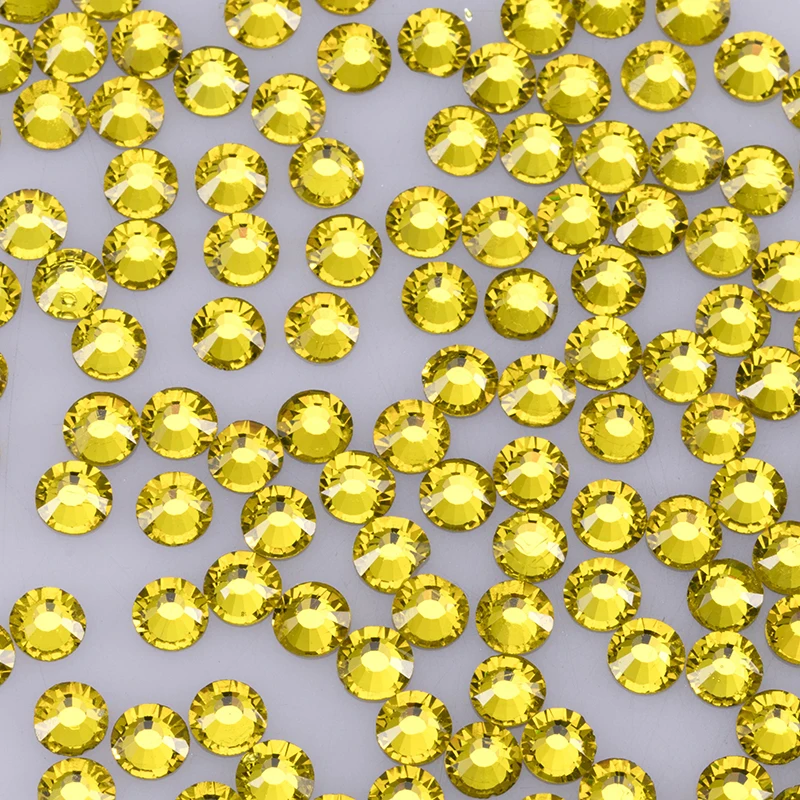 Glass Flat Back Rhinestones (10)