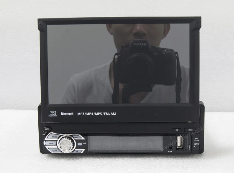 Flash Deal SilverStrong 1Din Android8.1 Universal 7inch Car DVD Auto Radio Android Car Stereo Universal multimedia by Kaier produces 5