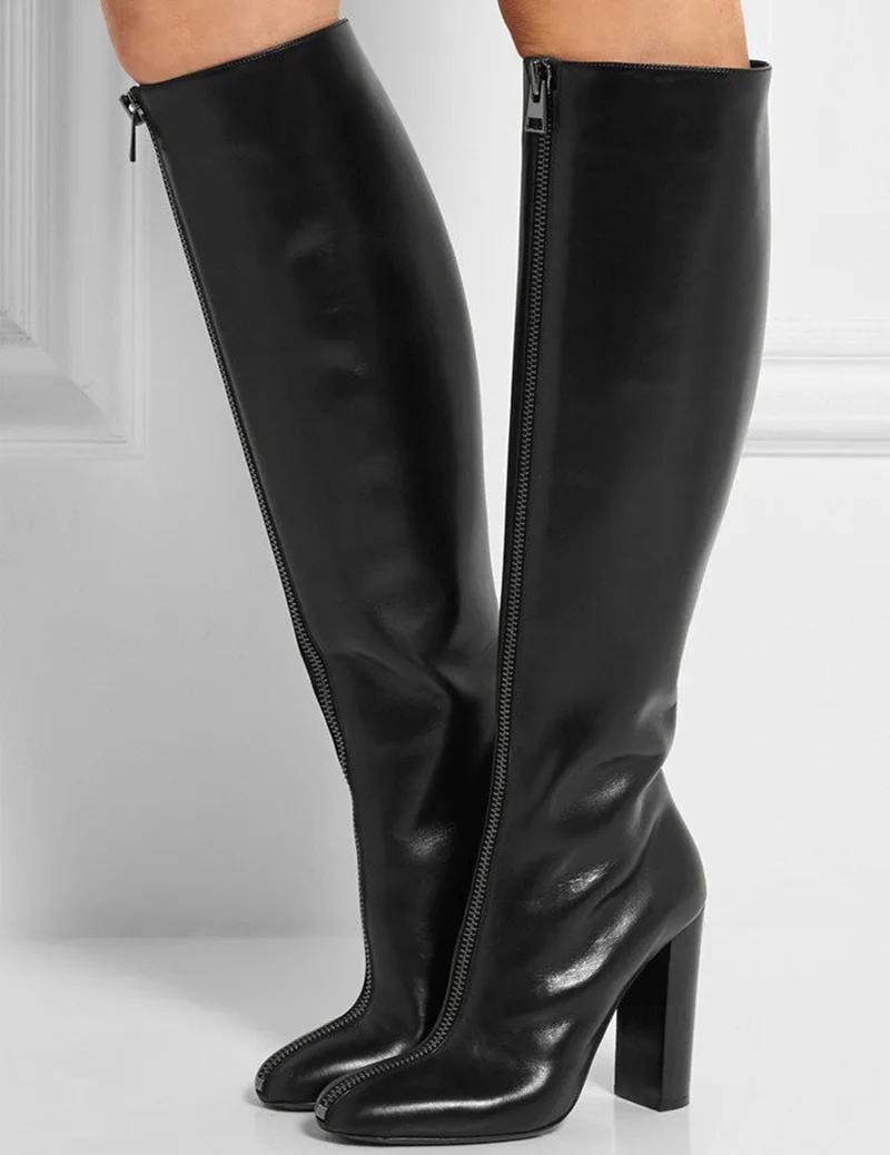 Женские ботинки; сезон осень; модные черные кожаные ботинки с высоким голенищем; обувь на квадратном каблуке; Изящные женские сапоги до колена на молнии