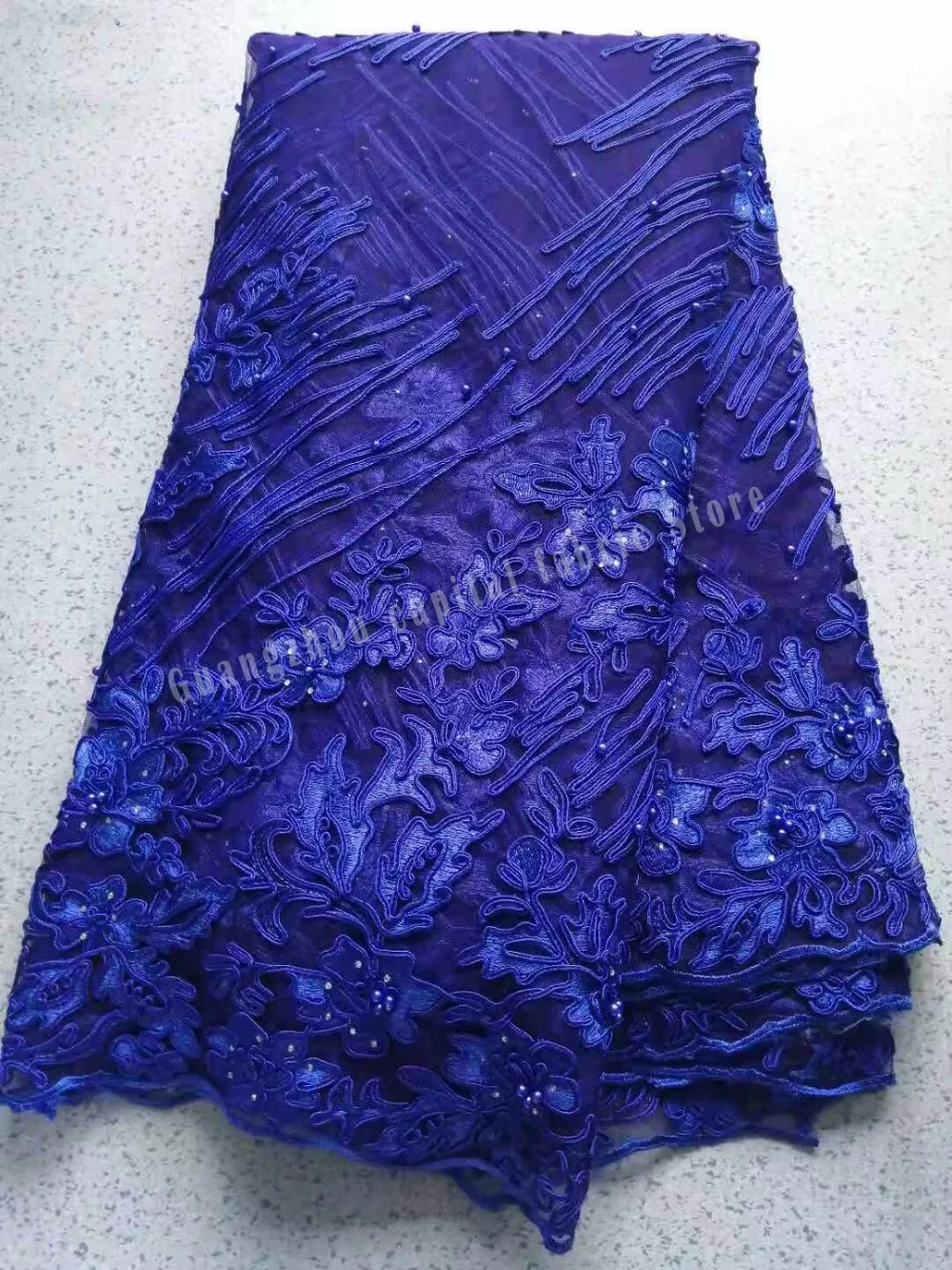 

The new Nigerian rope embroidered edge fabric with fine beads, French lace beautiful feminine dress fabric