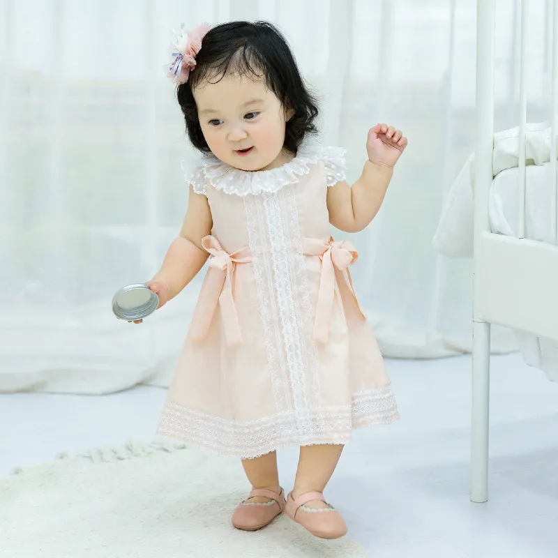 

Picturesque Childhood Newborn baby Dresses Princess Sweet Pink Lace Collar Bow Sleeveless clothing Infant Girl Party Clothes