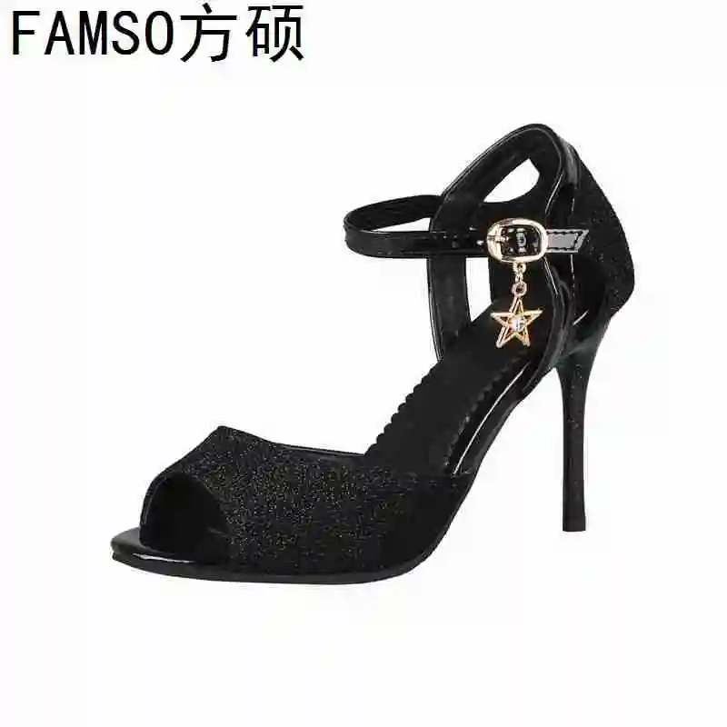

FAMSO 2019 New Arrival Women Sandals Shoes Peep toe Ankle Strap Glitter Buckle Wedding Shoes Summer Brand Lady Sandals