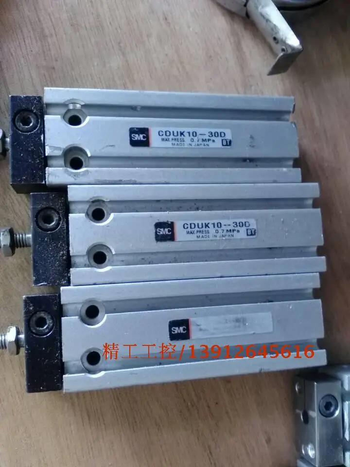 

[SA] SMC genuine free installation of the original cylinder CDUK10-30D spot 3 real shot --5pcs/lot