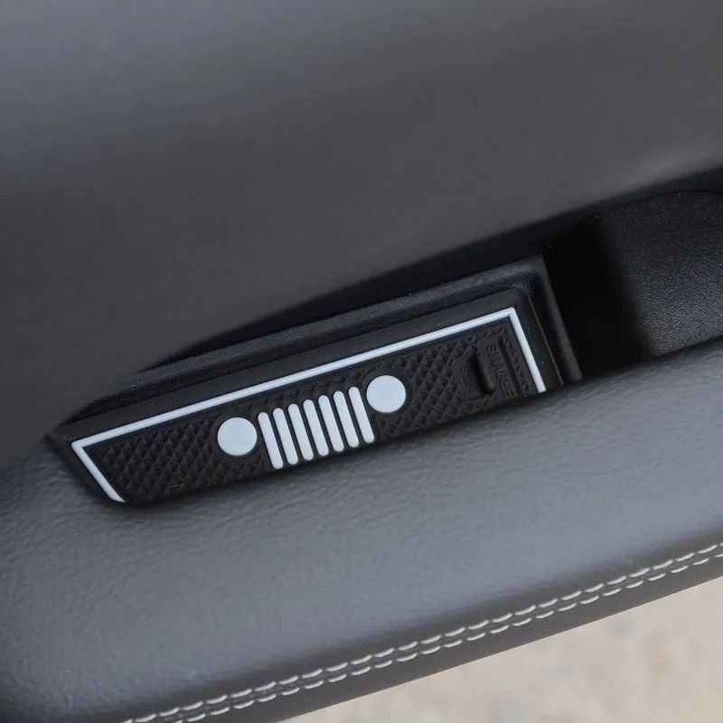 Set Rubber Red  White Car Interior Gate Slot Pad Mat Cup Mat Pad Decoration for Jeep Wrangler JL 2018+ Car Styling Accessories (22)