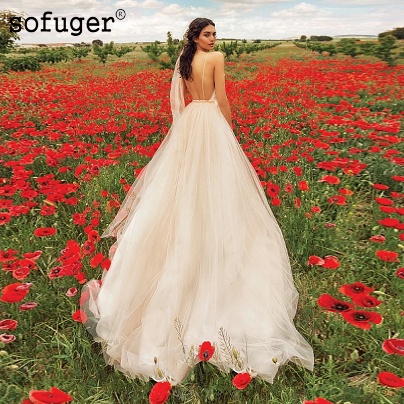 

Cool Tulle Sexy V Neck Flower Straps Beads Backless Wedding Dress Robe De Mariee Sofuge Boho Dubai Arabic Abiti Da Sposa