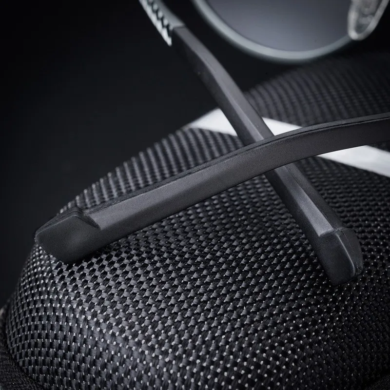 3560635752_1986479287