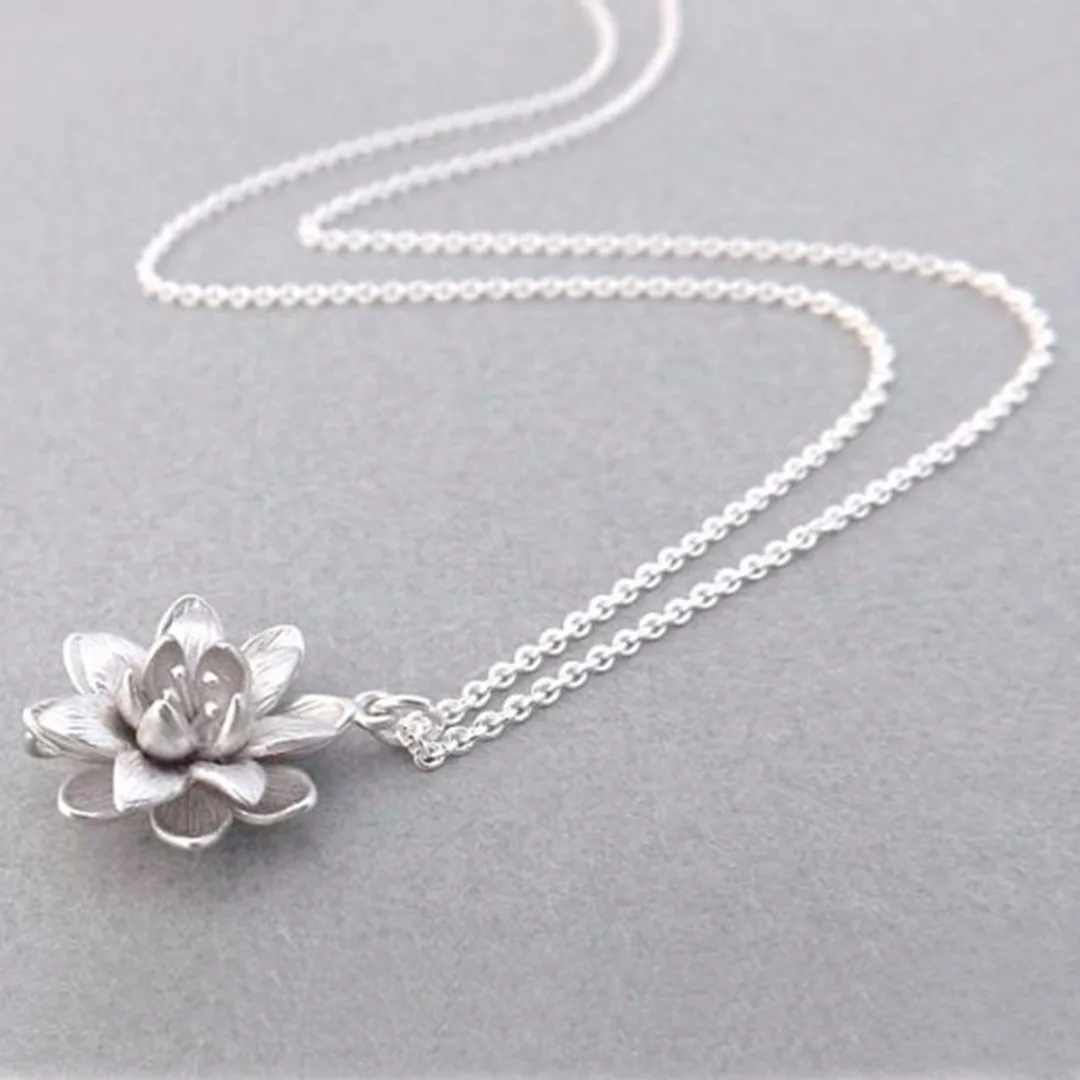 Chic Ladies Lotus Flower Pendant Necklace Boho Women Sexy Neck Jewelry Accessories Shellhard Silver Color Collare Necklaces