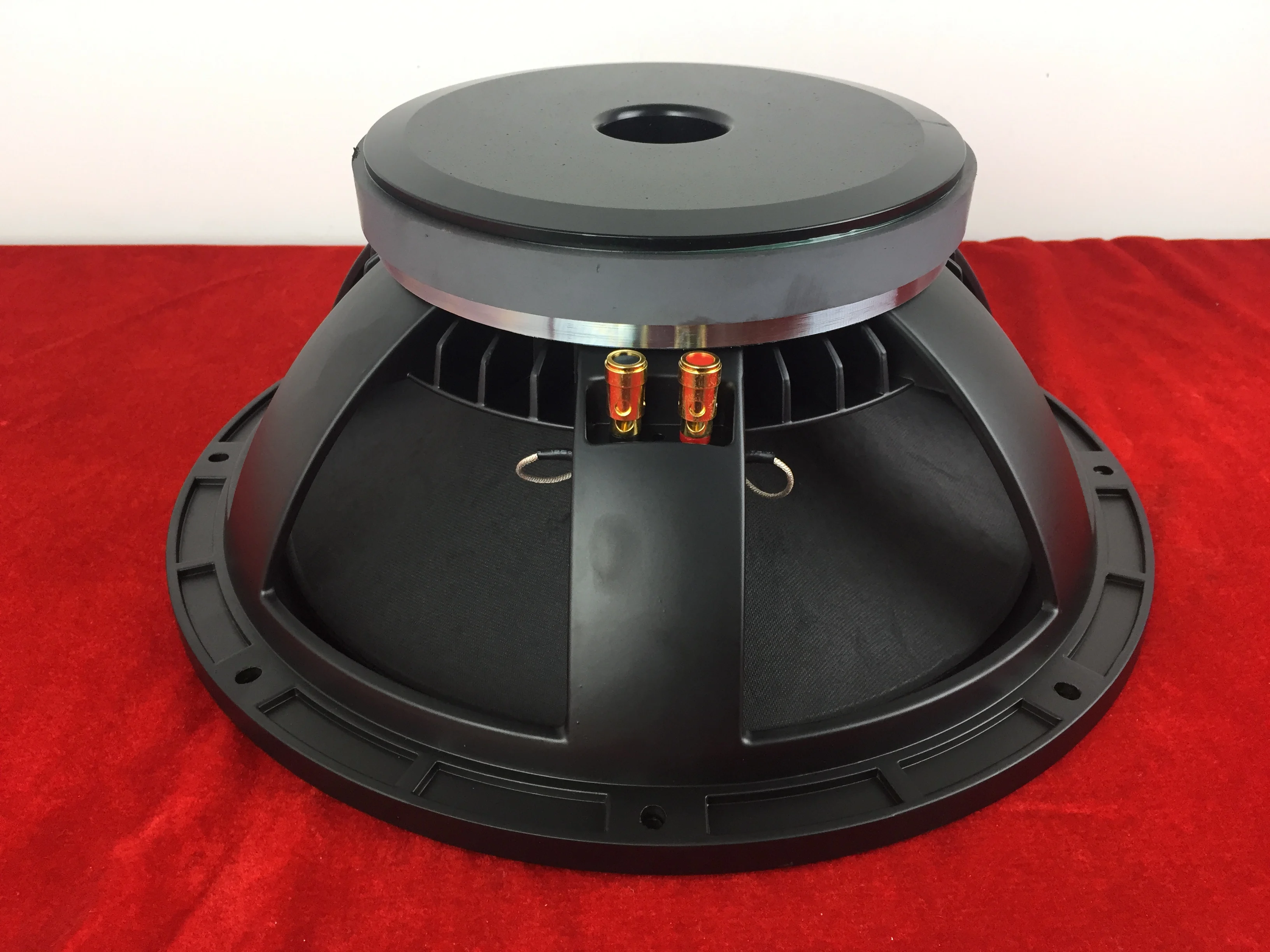 

15 inch full frequency woofer speaker 220 magnetic 100 core power 500W