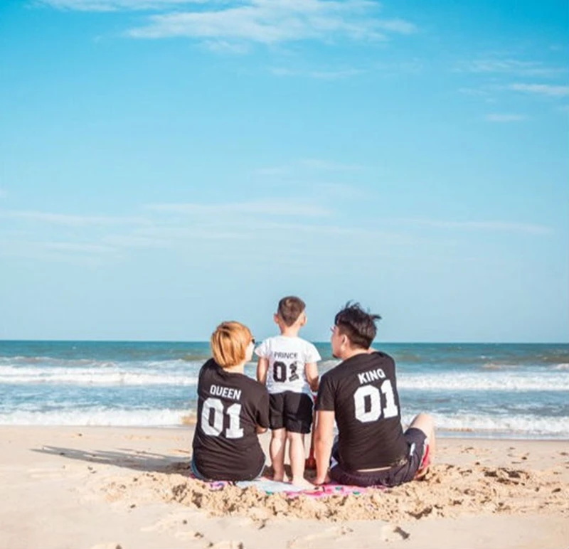 Couple King 01 & Queen 01 & Princess & Prince - Family Love Matching Tee man woman T-Shirt (1)