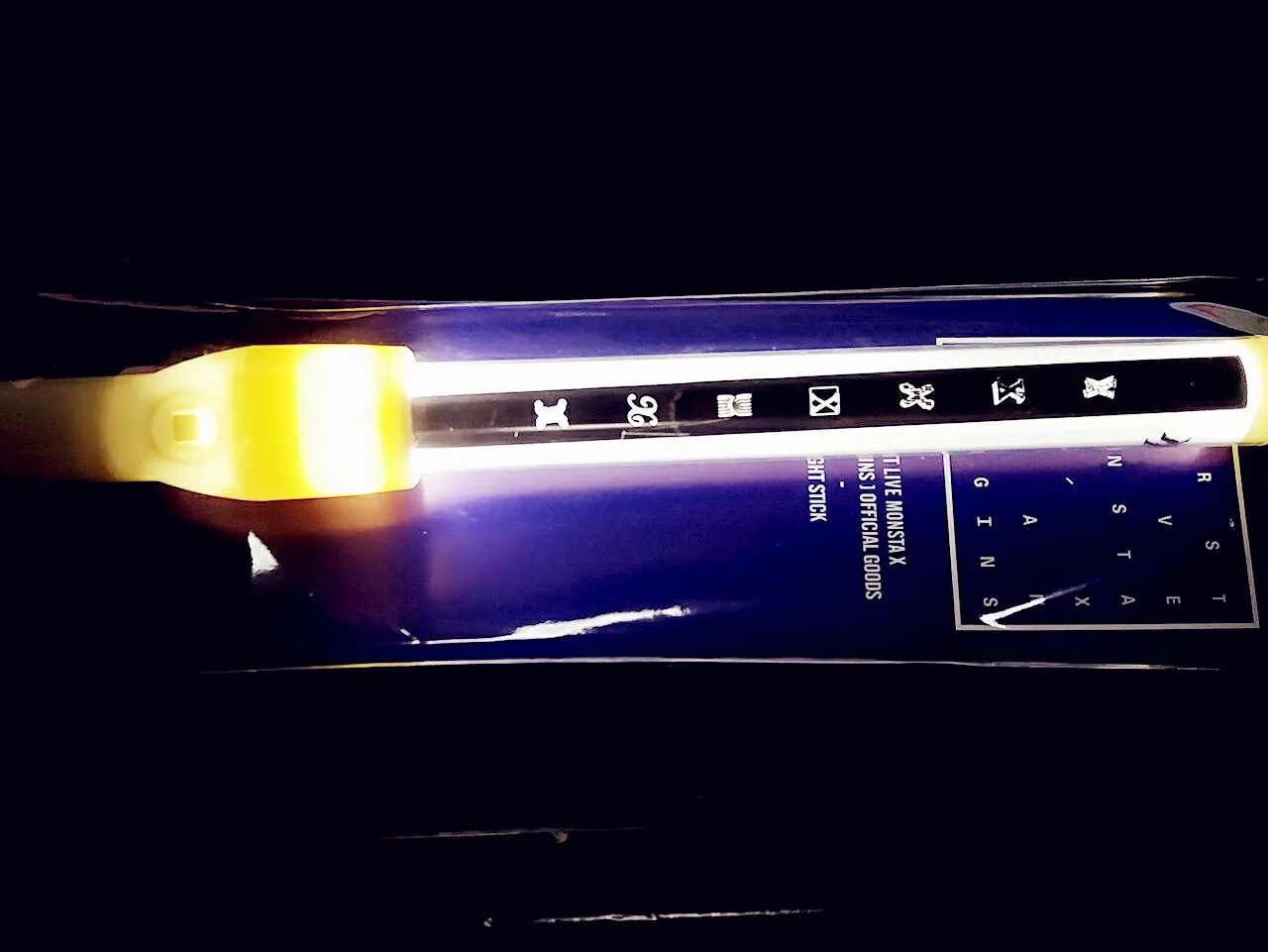 [MYKPOP] MONSTA X освещение концертов палки вентиляторы поддержка светильник палка KPOP вентилятор Коллекция подарков SA18050308