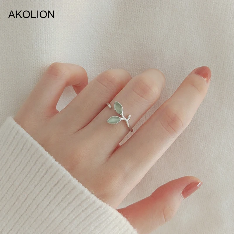 

Wholesale Silver Ring with Opal Adjustable 925 Open Size Green Leaf Buds Silver Adjustable Rings for Women Fashion Jewelry