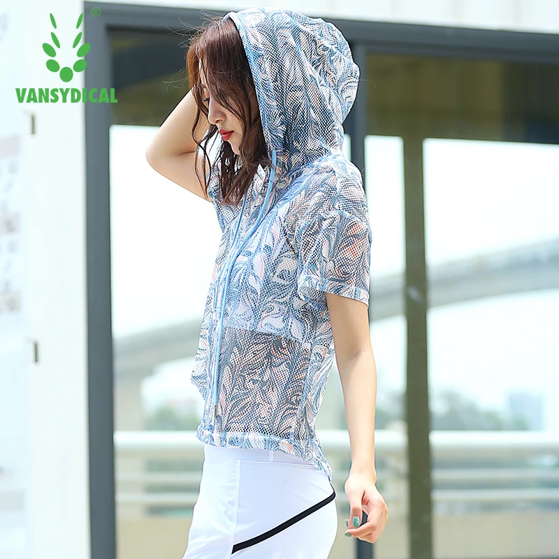 

Women Hooded Running Shirt Loose Top Suntan-proof UV-protection Breathable Long and Short Sleeve Outwear