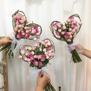 

2pcs Love Shape Natural wicker DIY Flower wreath Material Flower Wrapping Supply Wedding Decoration Home Decor