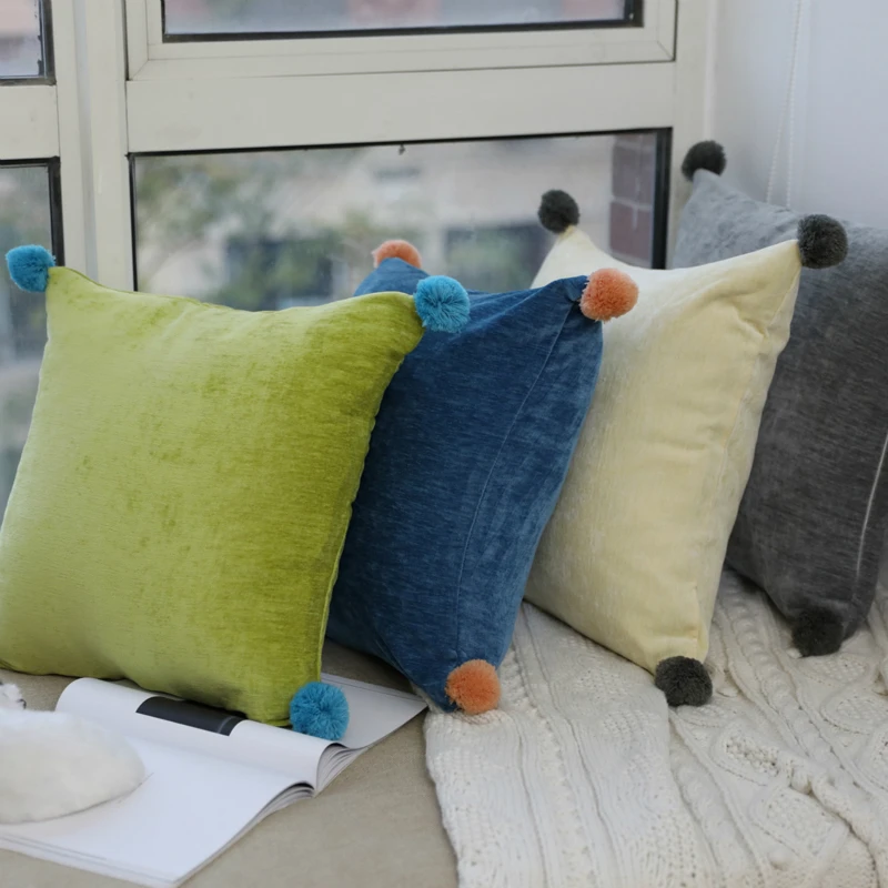 

Cute Simple Pillow Case Square Pompom Ball Velvet Solid Color Pillow Cover 4 Seasons Soft Washable Cushion Cover Hidden Zipper