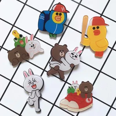 bear cartoon brooch badge_017