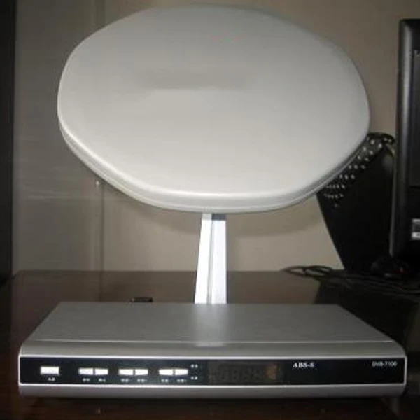 

Free Shipping Mini Satellite Dish with 11.7-12.2GHz Ku Band Lnb